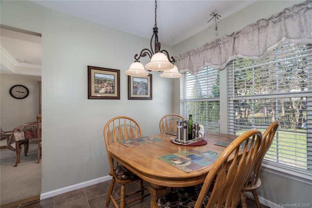 11427 Coreopsis Road Charlotte, NC 28213 - Photo 10 of 30 Gallery Image 10
