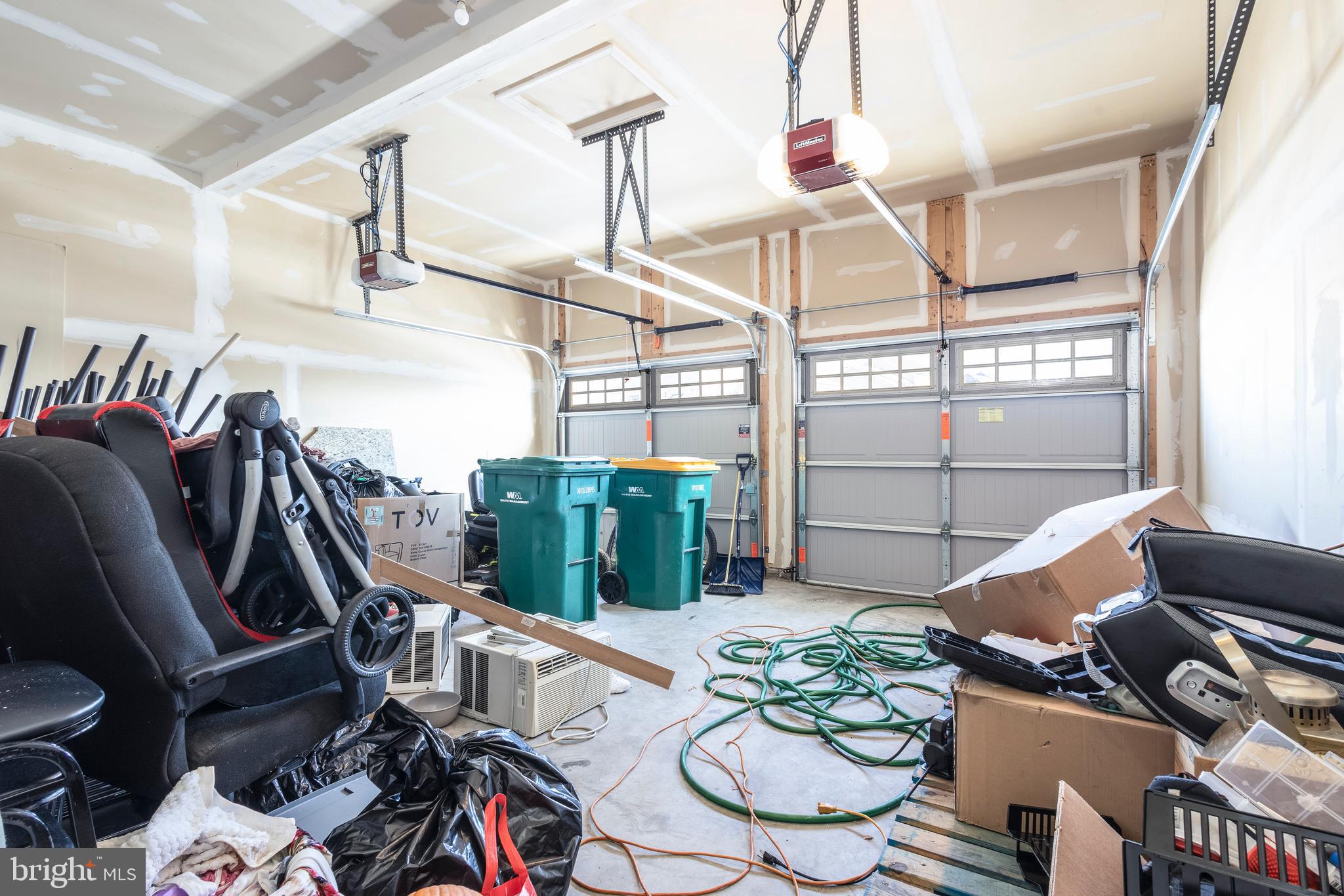 2036 Prout Farm Road Pottstown, PA 19464 - Photo 42 of 49 Garage