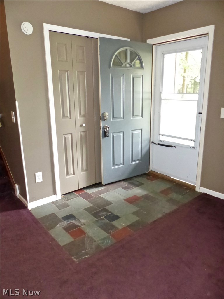 5484 East Heisley Road Mentor, OH 44060 - Photo 4 of 27 Gallery Image 4