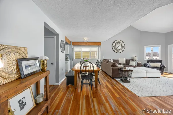 $289,900 | 125 Wa Wee Nork Drive, Unit 305 1 C, Battle Creek, MI 49015