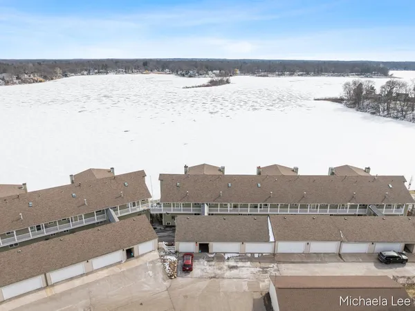 $289,900 | 125 Wa Wee Nork Drive, Unit 305 1 C, Battle Creek, MI 49015