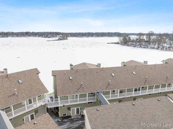 $289,900 | 125 Wa Wee Nork Drive, Unit 305 1 C, Battle Creek, MI 49015