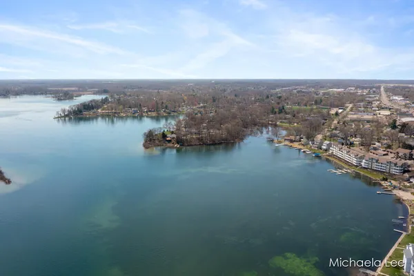 $289,900 | 125 Wa Wee Nork Drive, Unit 305 1 C, Battle Creek, MI 49015