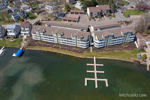 $289,900 | 125 Wa Wee Nork Drive, Unit 305 1 C, Battle Creek, MI 49015