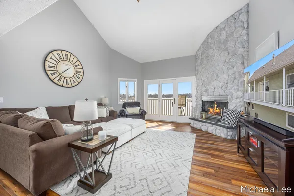 $289,900 | 125 Wa Wee Nork Drive, Unit 305 1 C, Battle Creek, MI 49015