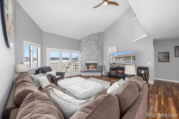 $289,900 | 125 Wa Wee Nork Drive, Unit 305 1 C, Battle Creek, MI 49015