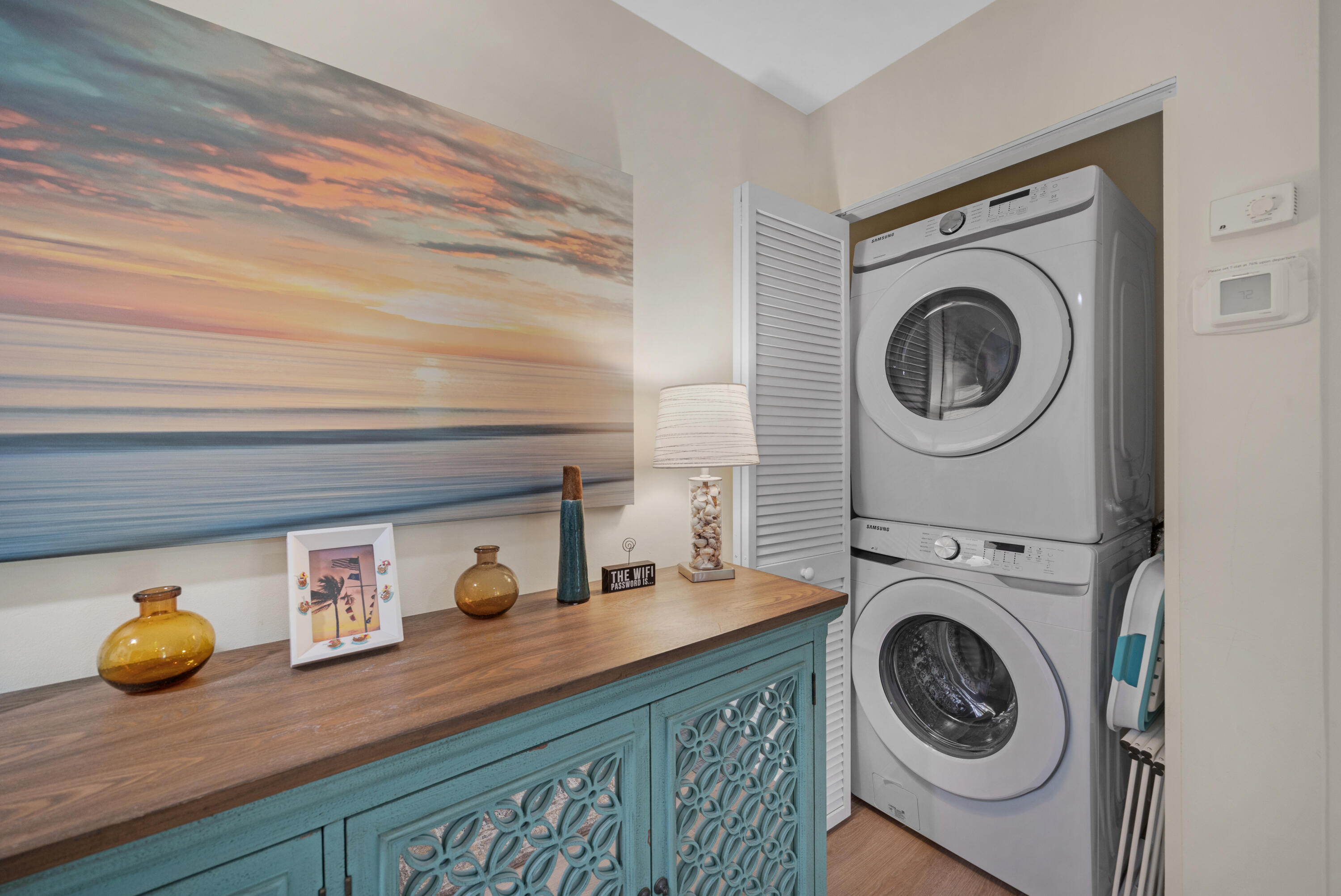 18 Anchor Drive, Unit B Key Largo, FL 33037 - Photo 6 of 17 a utility room with dryer and washer