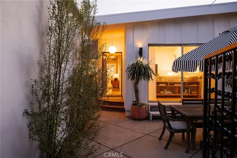 $2,475,000 | 275 Cecil Place, Costa Mesa, CA 92627