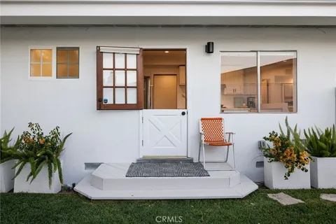 $2,475,000 | 275 Cecil Place, Costa Mesa, CA 92627