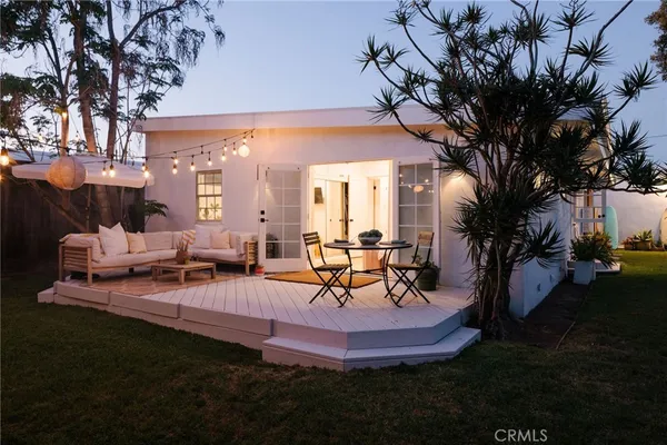 $2,475,000 | 275 Cecil Place, Costa Mesa, CA 92627