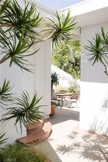 $2,475,000 | 275 Cecil Place, Costa Mesa, CA 92627