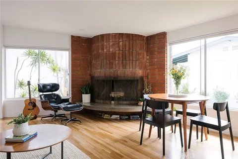 $2,475,000 | 275 Cecil Place, Costa Mesa, CA 92627