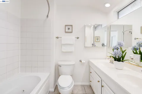 $1,198,000 | 780 Quiet View Court, Walnut Creek, CA 94597