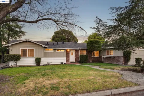 $1,198,000 | 780 Quiet View Court, Walnut Creek, CA 94597