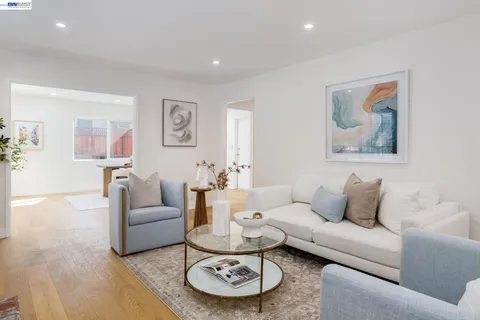 $1,198,000 | 780 Quiet View Court, Walnut Creek, CA 94597