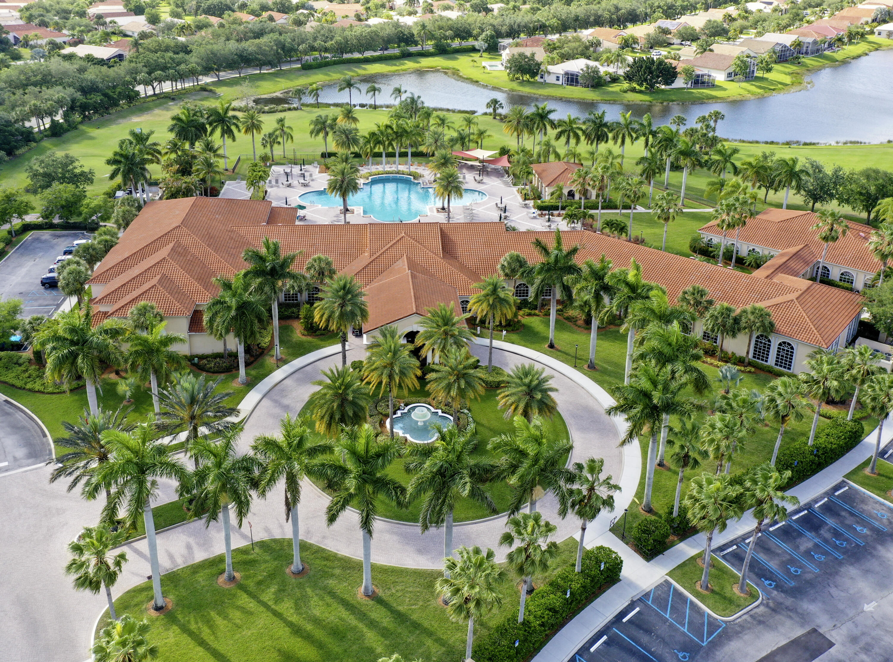 356 Northwest Breezy Point Loop Port St. Lucie, FL 34986 - Photo 29 of 53 Arial Front of club house