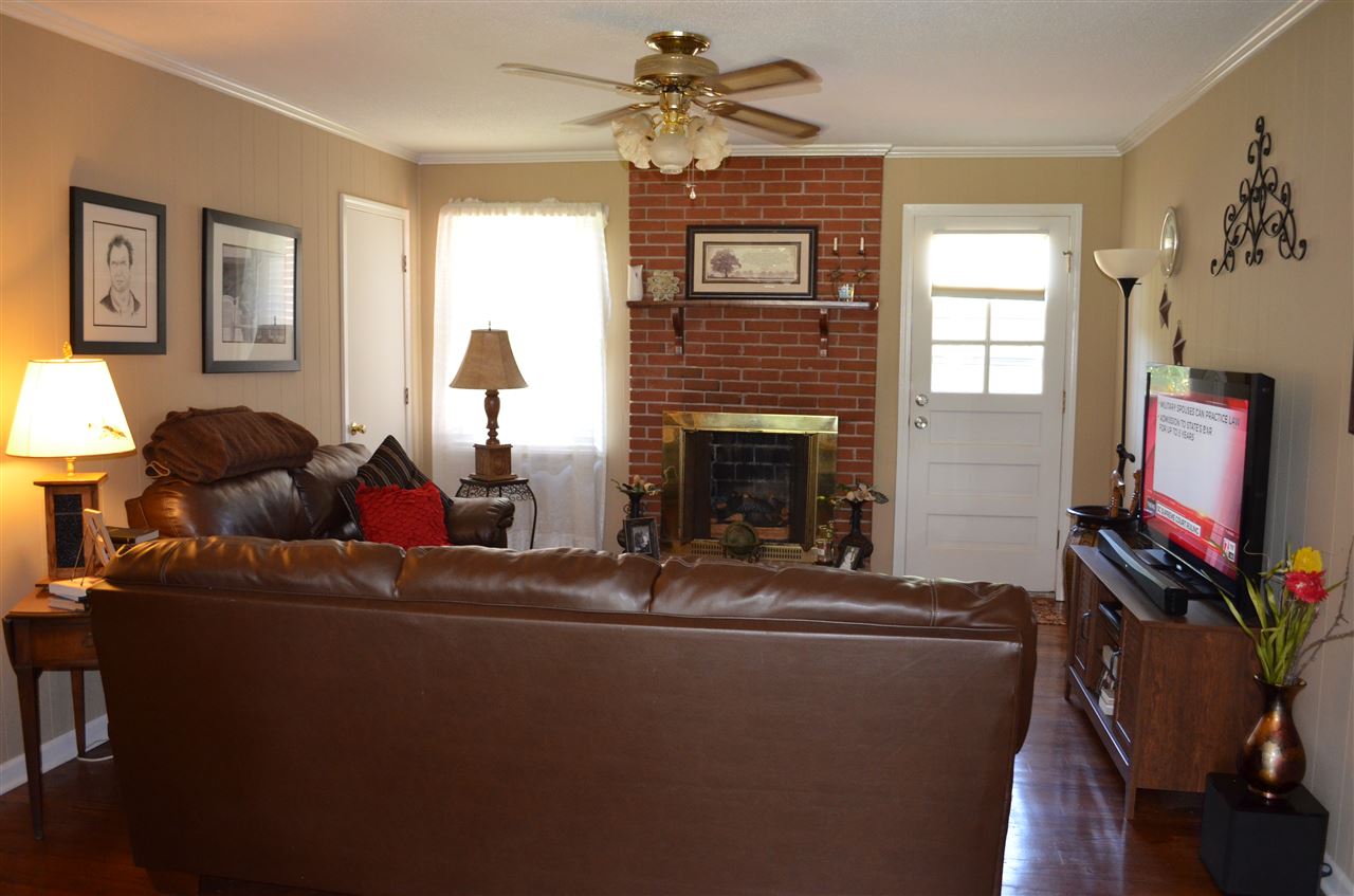 114 Springdale Drive Union, SC 29379 - Photo 3 of 17 Gallery Image 3