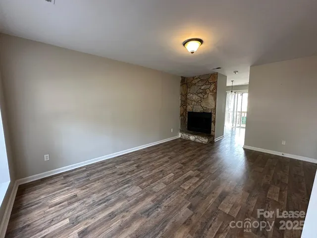 $1,570 | 6354 Windsor Gate Lane, Charlotte, NC 28215