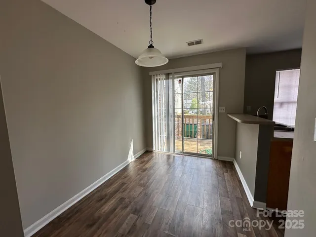 $1,570 | 6354 Windsor Gate Lane, Charlotte, NC 28215