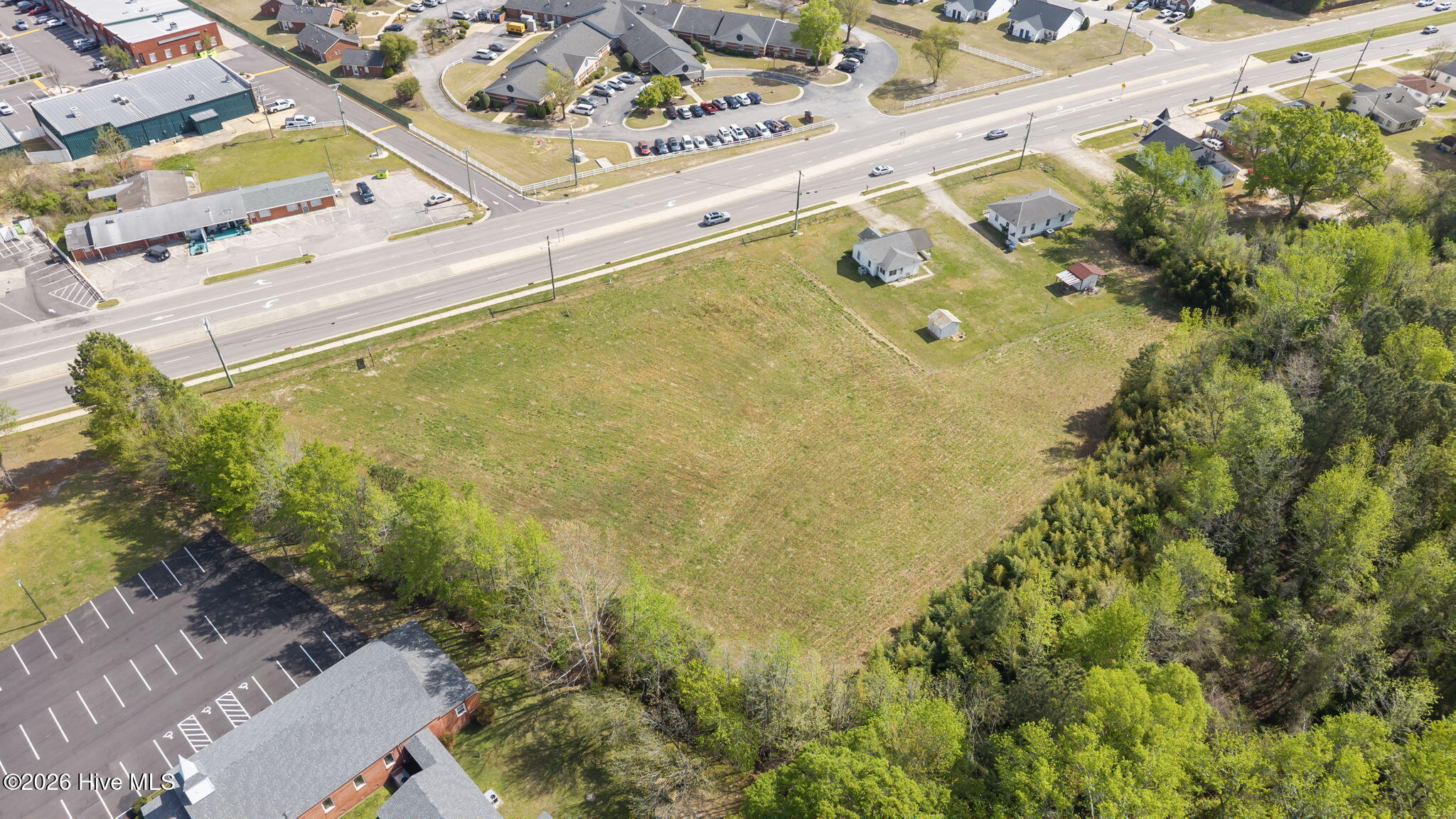 2445 Hunter Hill Road Rocky Mount, NC 27804 - Photo 7 of 10 7-web-or-mls-DJI_20260403110031_0023_D