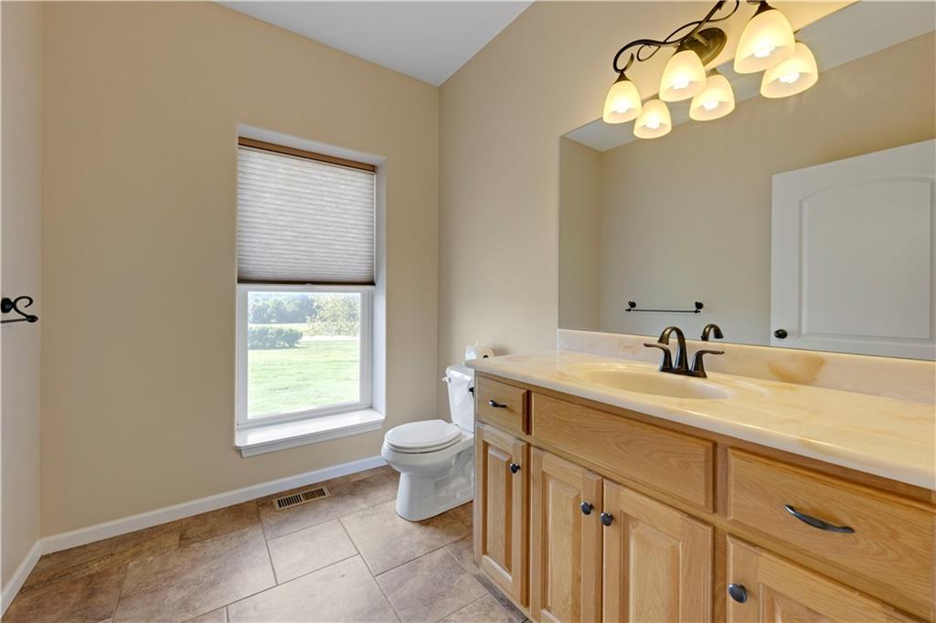 20660 Mission Road Stilwell, KS 66085 - Photo 32 of 67 Gallery Image 32