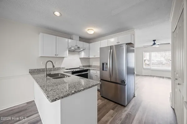 $114,900 | 1115 Grovemont Drive, Unit H1, Greenville, NC 27834