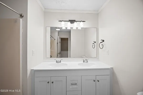 $114,900 | 1115 Grovemont Drive, Unit H1, Greenville, NC 27834