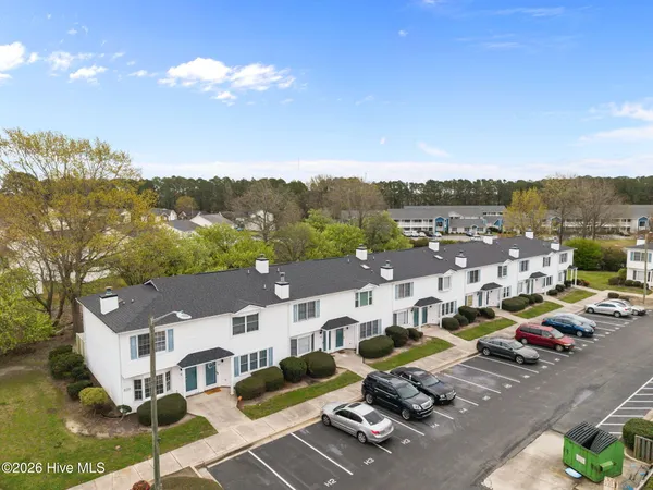 $114,900 | 1115 Grovemont Drive, Unit H1, Greenville, NC 27834
