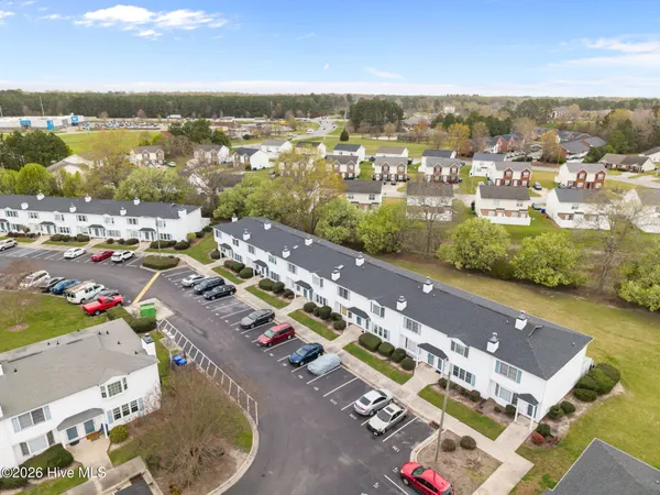 $114,900 | 1115 Grovemont Drive, Unit H1, Greenville, NC 27834