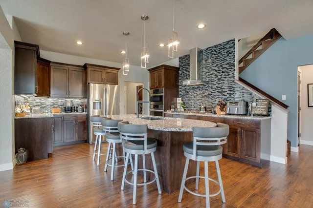 $834,900 | 5050 Prosperity Way South, Fargo, ND 58104