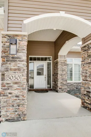 $834,900 | 5050 Prosperity Way South, Fargo, ND 58104