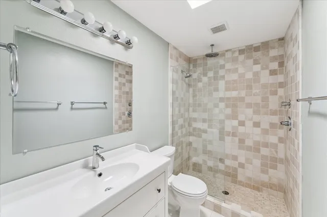 $179,000 | 424 15th Street, Unit 106, Galveston, TX 77550