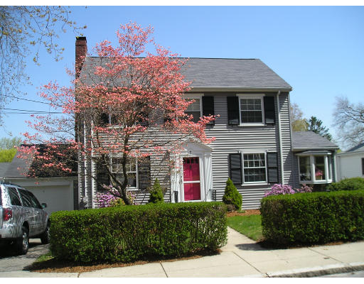 7 Glenburnie Road Boston, MA 02132 - Photo 1 of 25 Gallery Image 1
