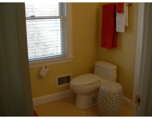 7 Glenburnie Road Boston, MA 02132 - Photo 14 of 25 Gallery Image 14