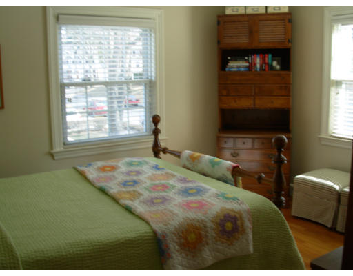 7 Glenburnie Road Boston, MA 02132 - Photo 16 of 25 Gallery Image 16
