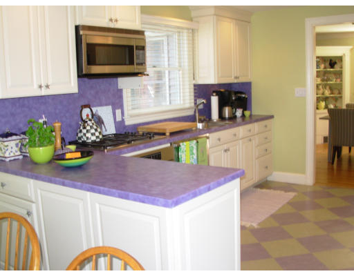7 Glenburnie Road Boston, MA 02132 - Photo 4 of 25 Gallery Image 4