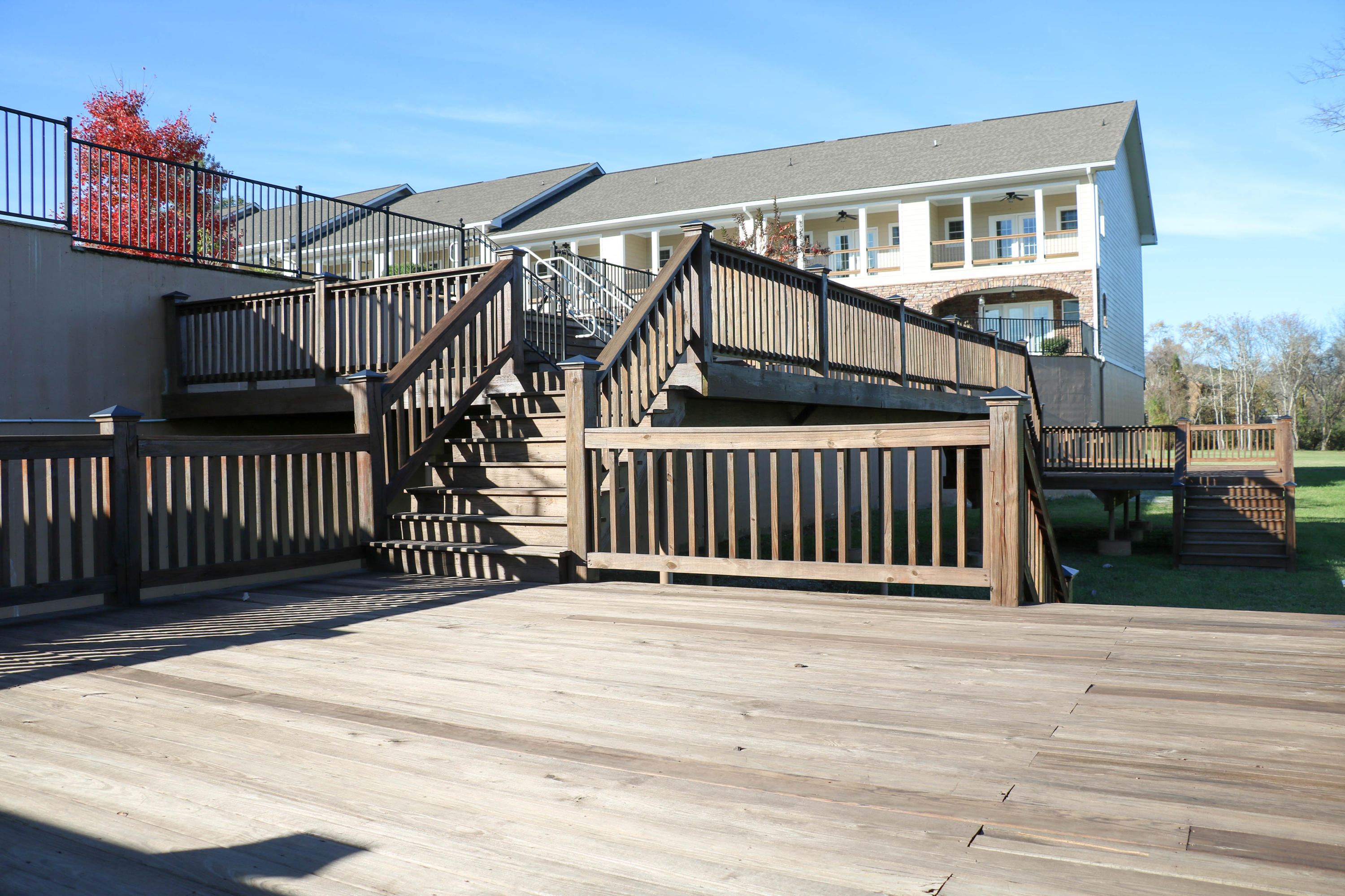 1235 New Lake Road, Unit 3 Spring City, TN 37381 - Photo 17 of 21 Community Decks