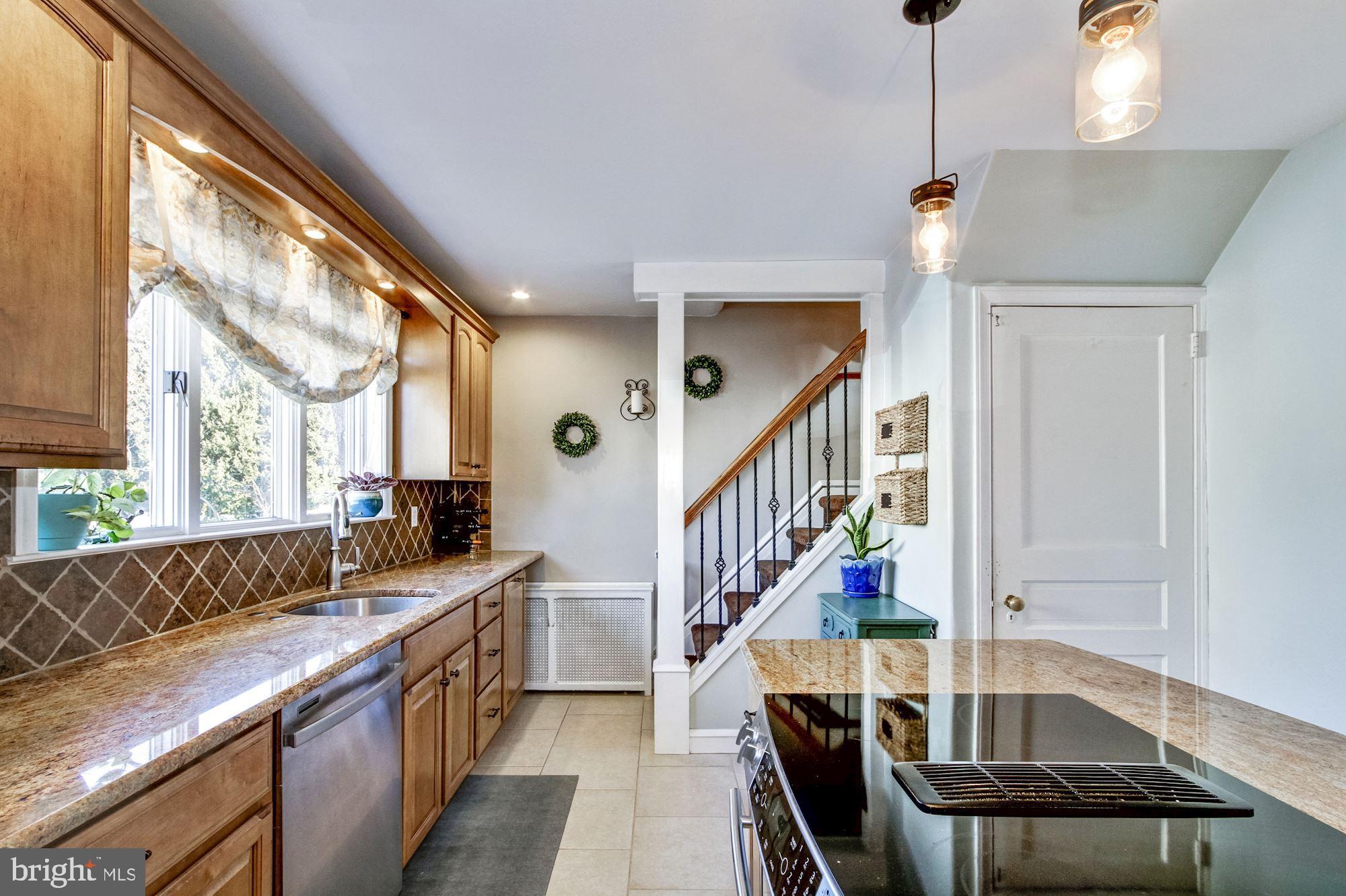 1324 Leedom Road Havertown, PA 19083 - Photo 12 of 36