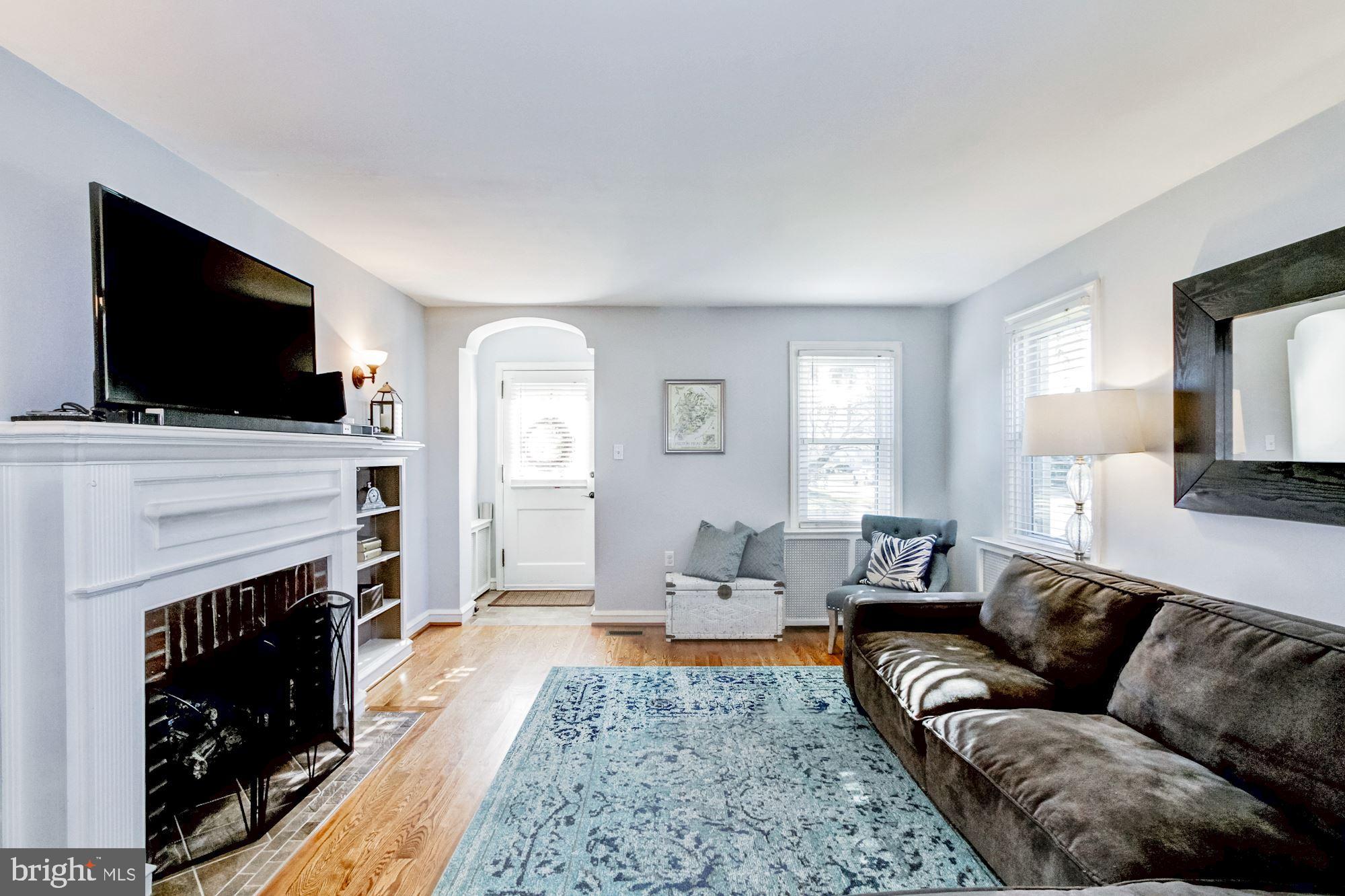 1324 Leedom Road Havertown, PA 19083 - Photo 4 of 36