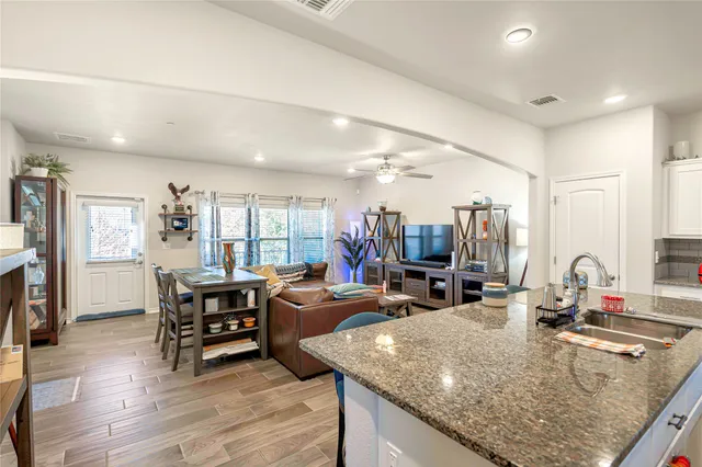 $2,000 | 217 Birch Oak Lane, Georgetown, TX 78628