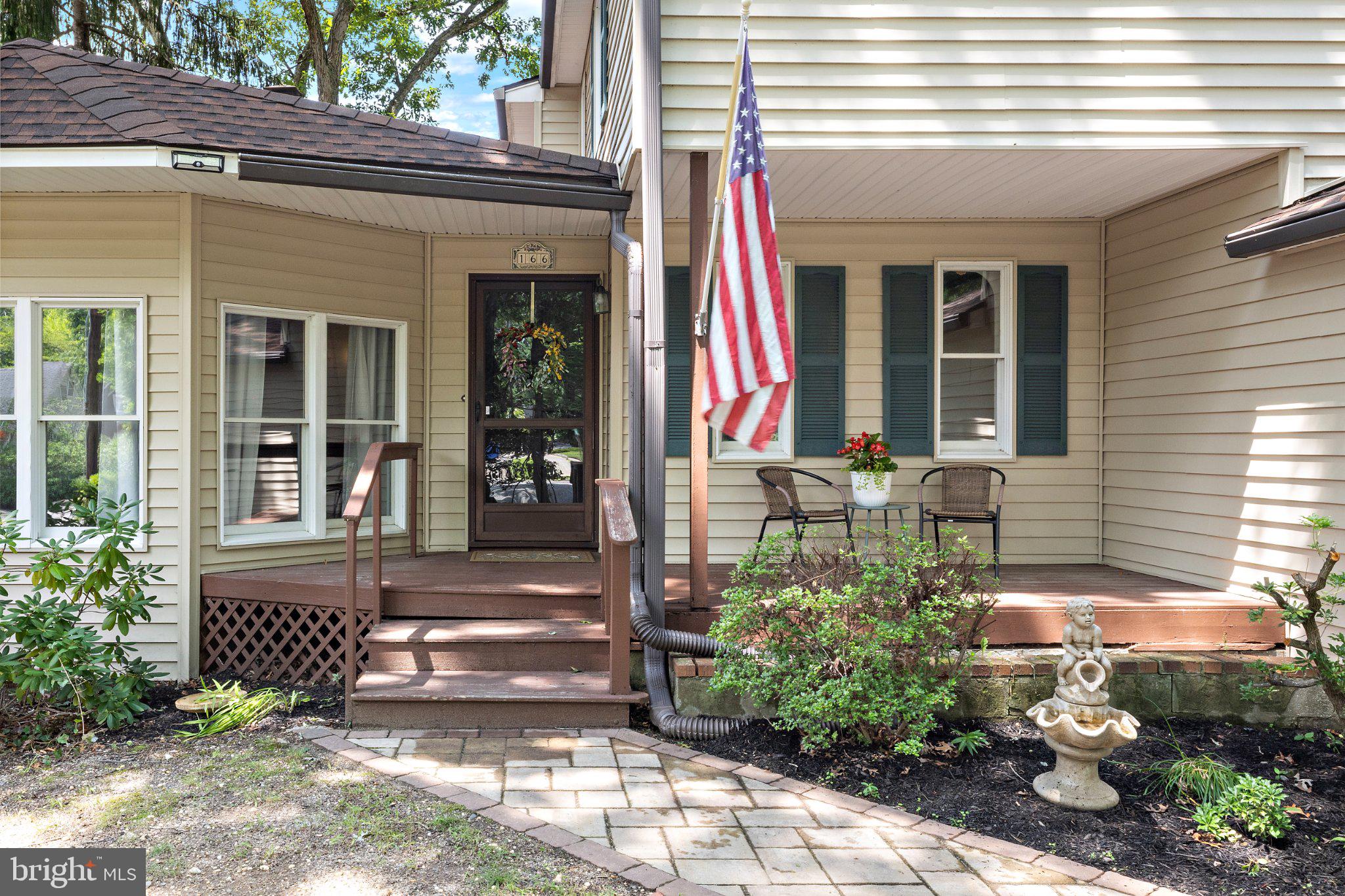 166 Rutgers Avenue Manahawkin, NJ 08050 - Photo 5 of 30 Charming entrance with American spirit.
