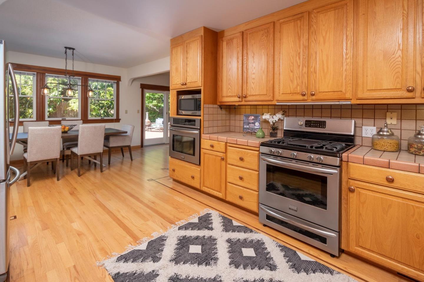 408 Warren Road San Mateo, CA 94402 - Photo 13 of 36 Gallery Image 13