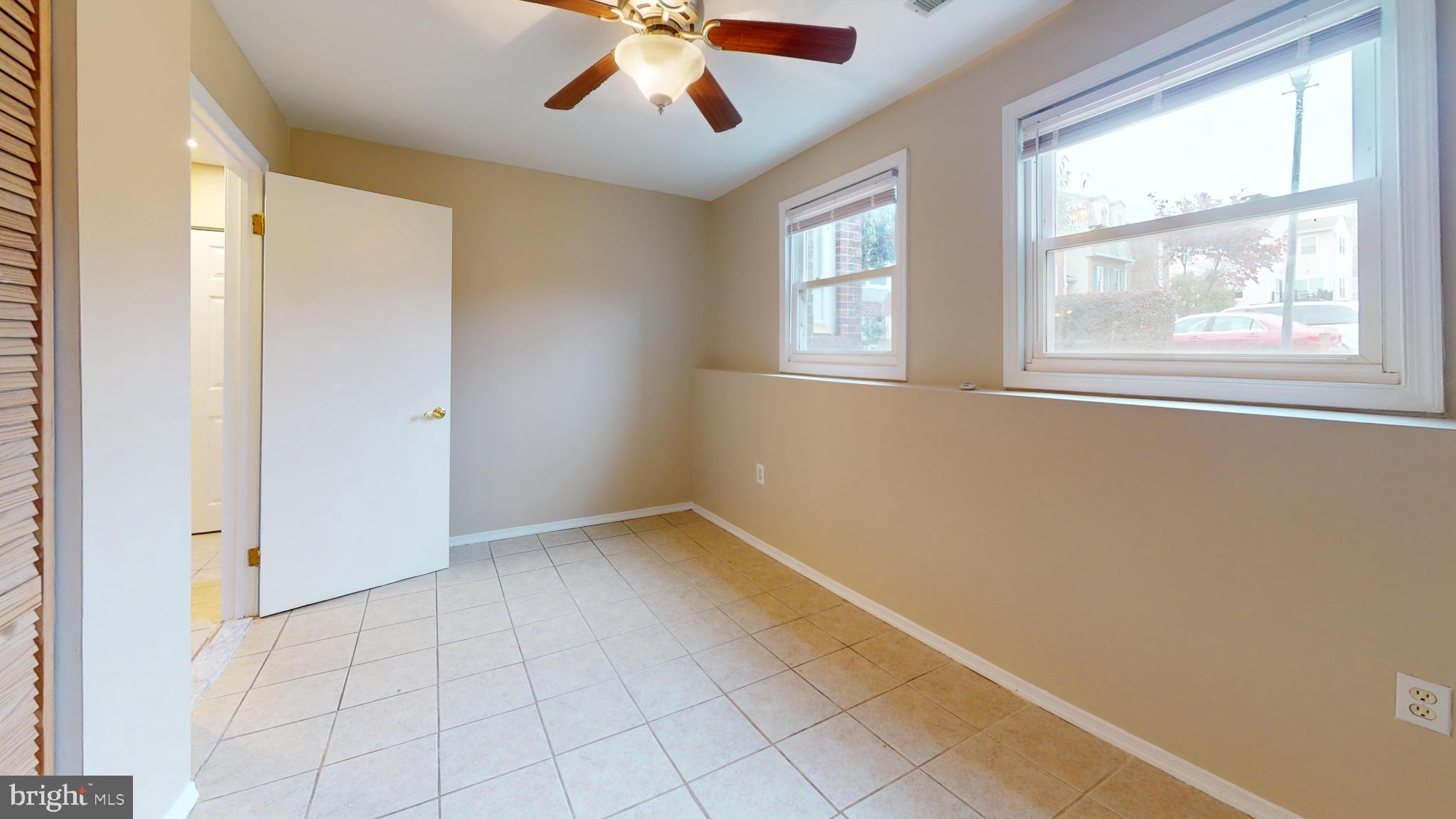 2535 Vineyard Lane Crofton, MD 21114 - Photo 11 of 18 Bright and airy room with natural light.