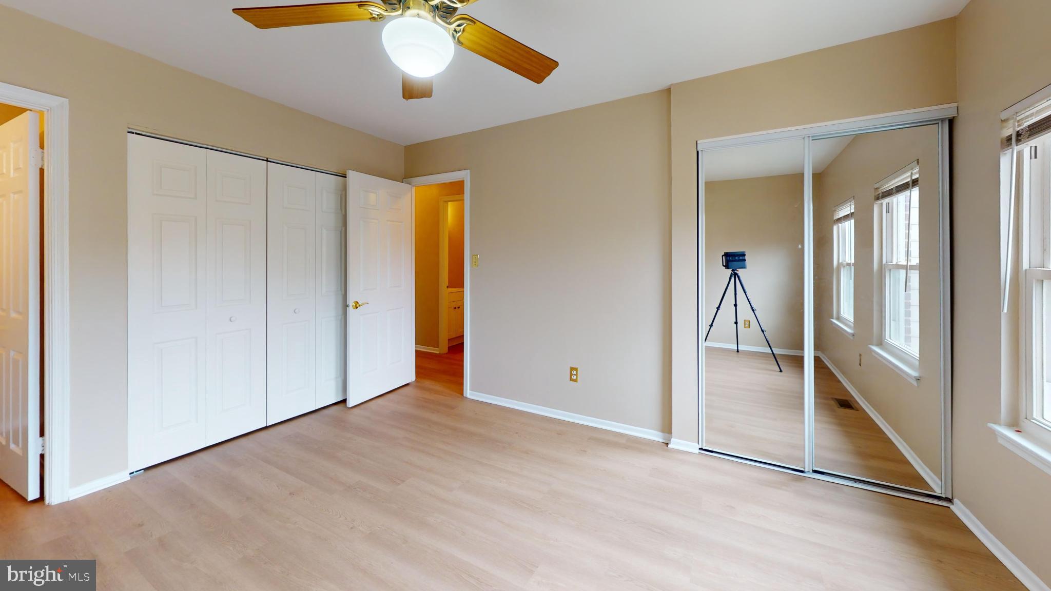 2535 Vineyard Lane Crofton, MD 21114 - Photo 10 of 18 Primary Bedroom w ensuite bathroom