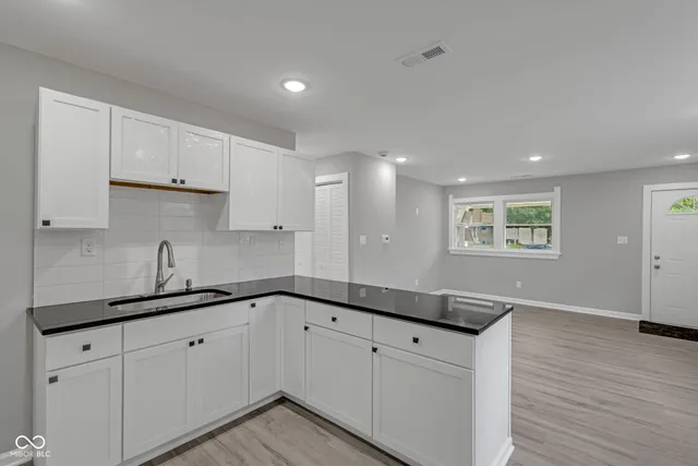 $159,900 | 8208 East 48th Street, Indianapolis, IN 46226