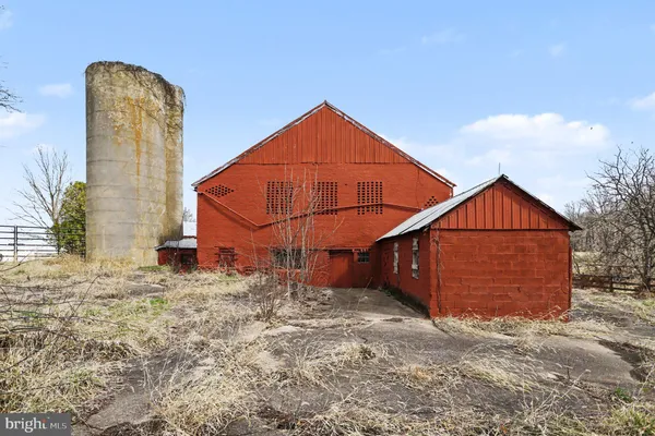 $400,000 | 10301 Mckinstry Mill Road, New Windsor, MD 21776