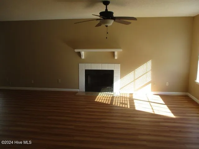 $1,450 | 2041 West Windgate Court, Jacksonville, NC 28546