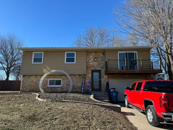 $224,000 | 15581 Highland Drive, Sterling, IL 61081