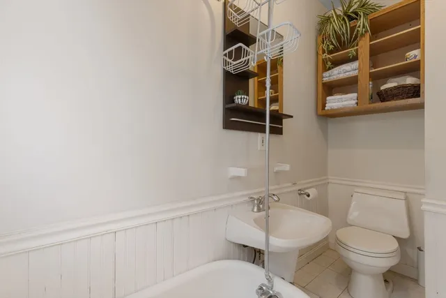 $675,000 | 26 Plymouth Street, Unit 3, Cambridge, MA 02141