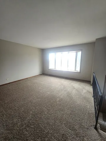 $3,000 | 830 Division Street, South Elgin, IL 60177